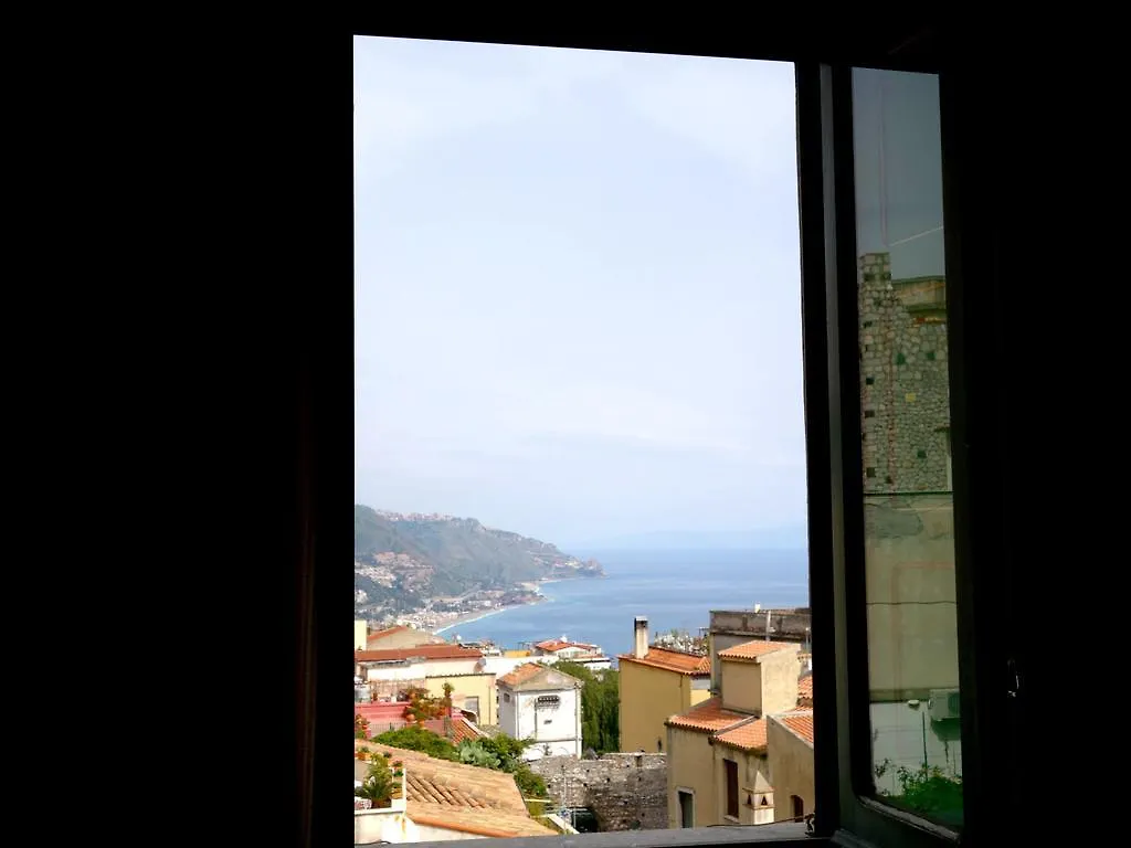 Bed And Breakfast Sorriso Taormina 0*,